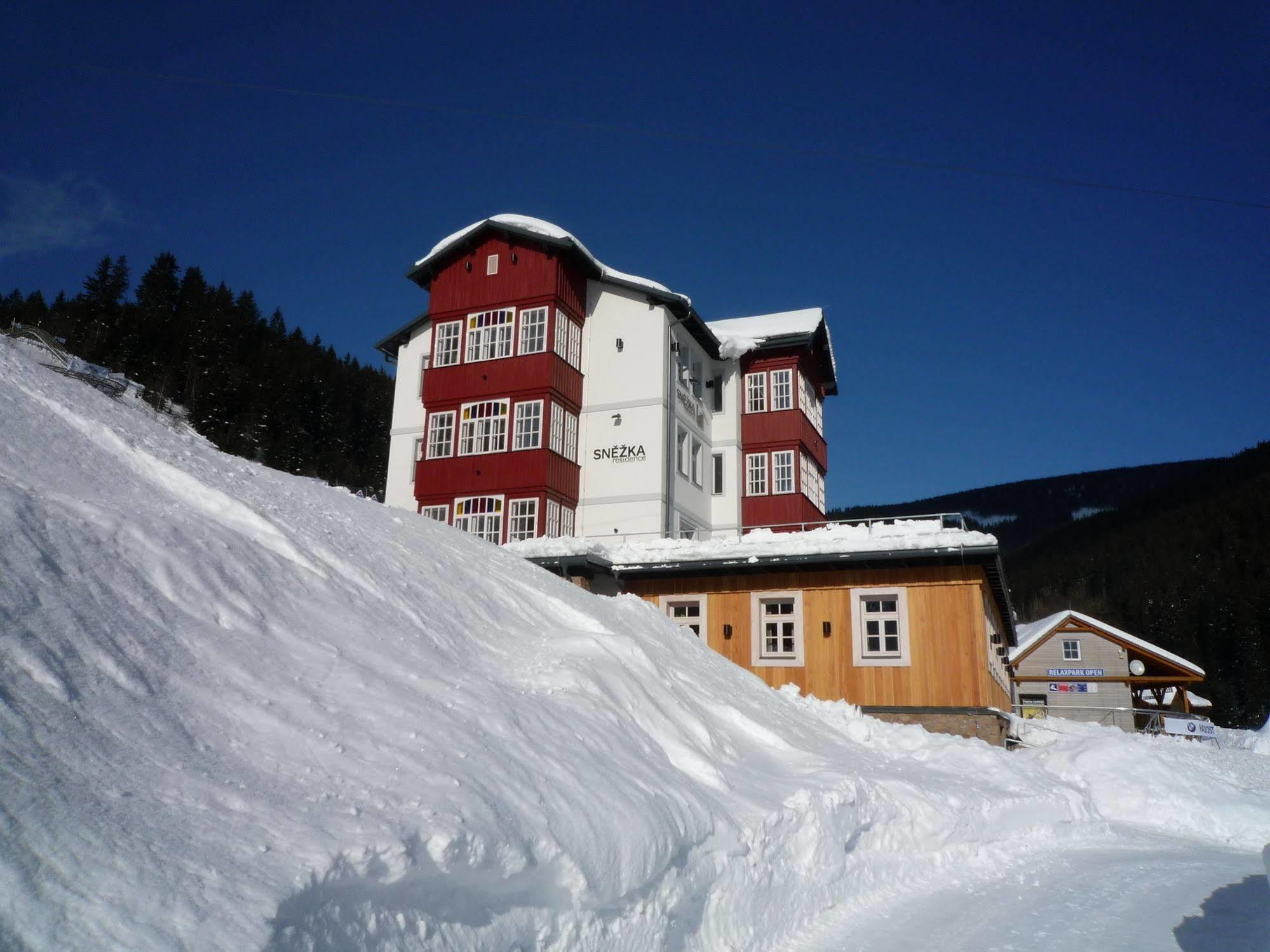 Snezka Residence Pec pod Snezkou Exterior photo